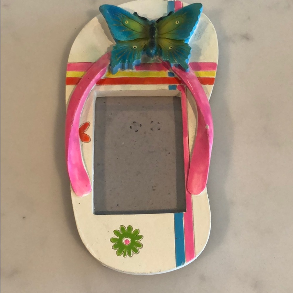 Butterfly FlipFlop Frame